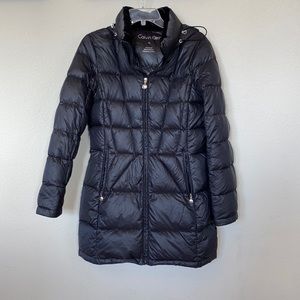Packable down jacket